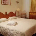 Вилла Exclusively Located Golf With Heated Pool