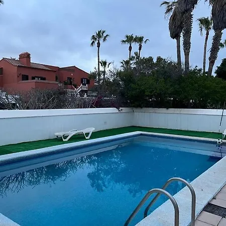 Exclusively Located Golf With Heated Pool 산미겔데아보나