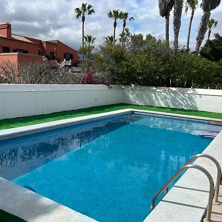 Exclusively Located Golf With Heated Pool וילה *