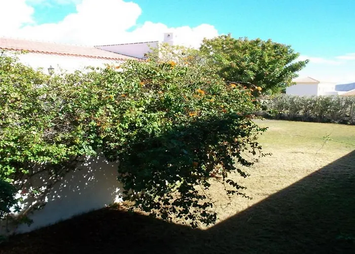 Villa Exclusively Located Golf With Heated Pool *